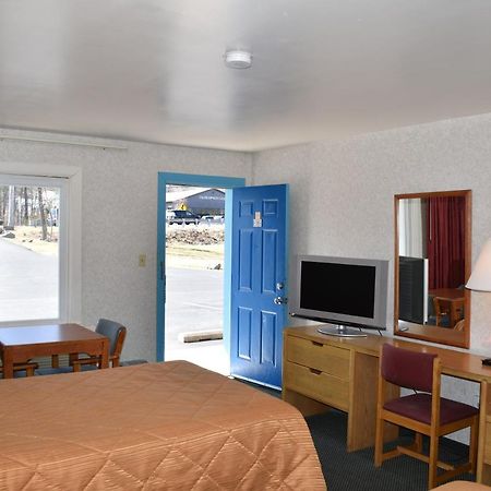 Pocono Night Lodge Bartonsville Esterno foto
