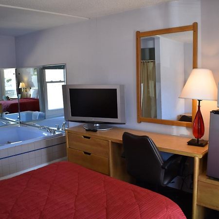 Pocono Night Lodge Bartonsville Esterno foto